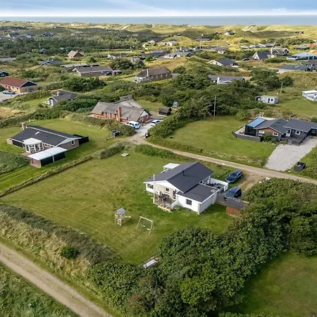 Dom wakacyjny Hejdi - 650m From The Sea By Interhome Ringkøbing